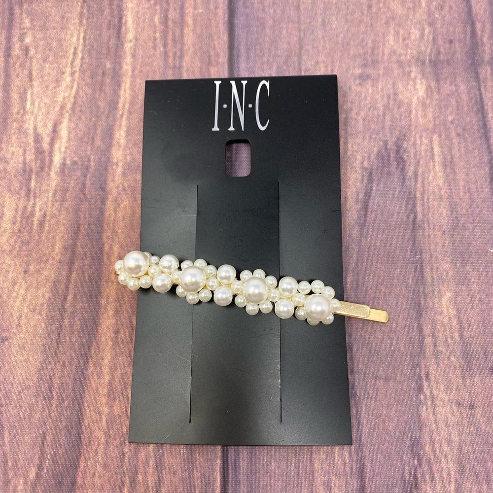 INC INTERNATIONAL CONCEPTS GOLD AND PEARL HAIRPIN MZ28